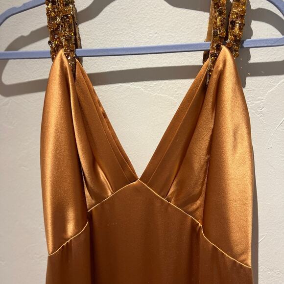 Kevan Hall beaded double strap gown - Picture 5 of 13